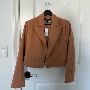 Forever 21 - Cropped blazer *Small S* NWT!